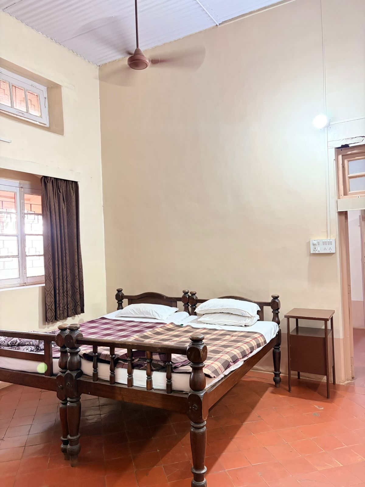 Family cottage bedroom