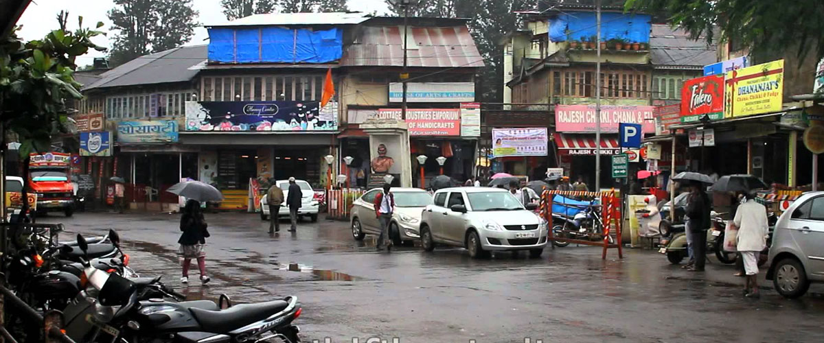 Panchgani Market - 1/2 KM